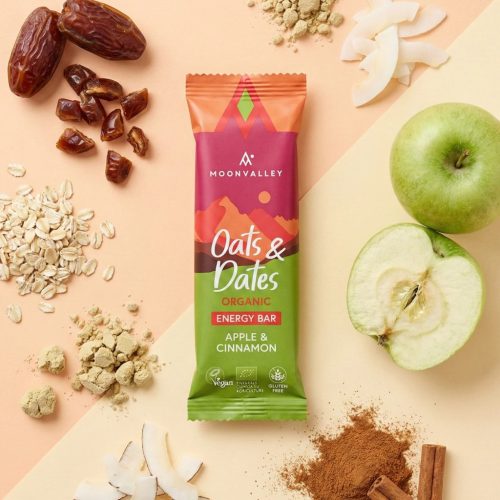 Oats & Dates: Apple & Cinnamon